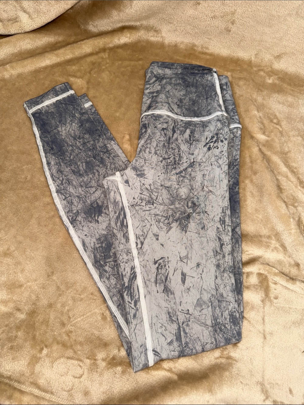 lululemon athletica Grey Marble-Print Jeggings with White Trim